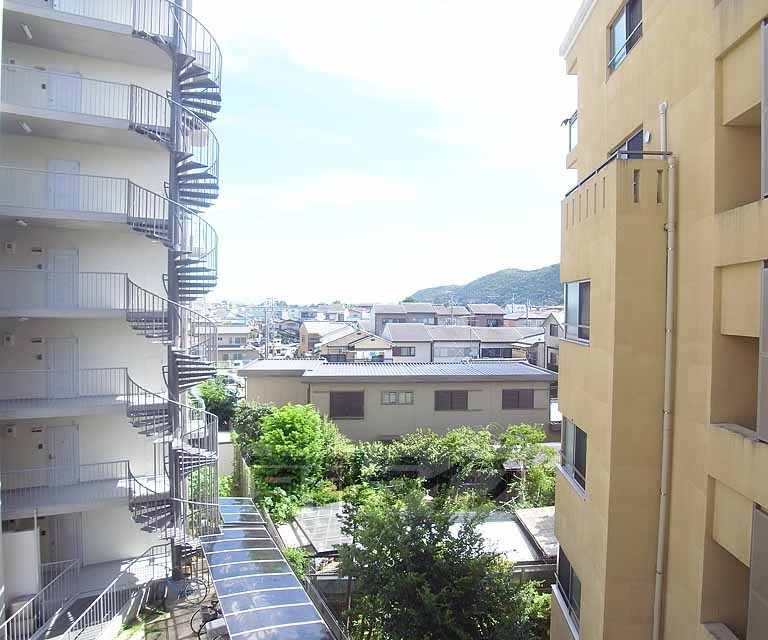 眺望　閑静な住宅です。