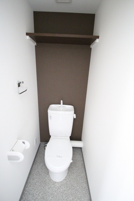 トイレ　ゆっくりしたいときはここでどうぞ