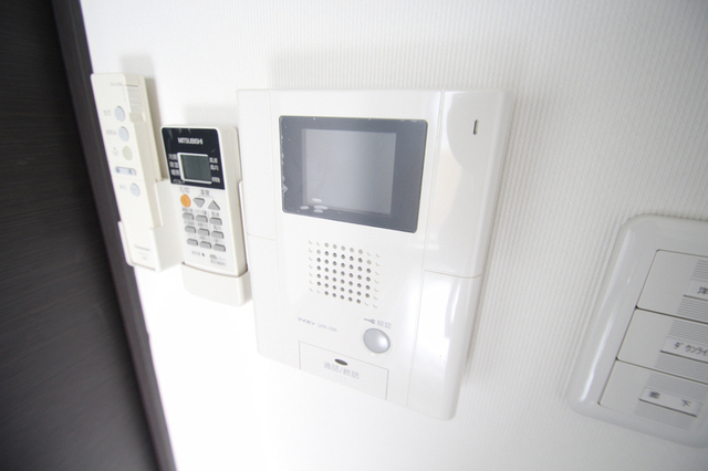 セキュリティ　ちゃんと顔を見てから玄関はあけましょう