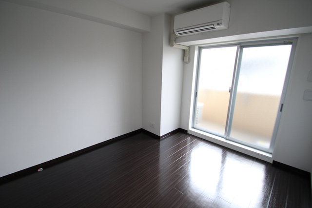 居室・リビング　６．９帖あるのでひろびろ♪