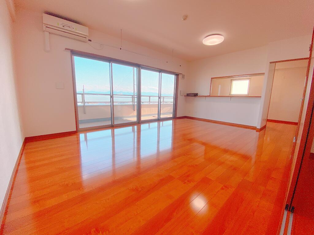 居室・リビング　広々としたリビングです♪