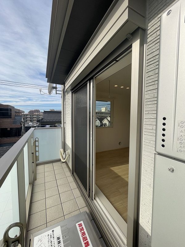 バルコニー　バルコニー