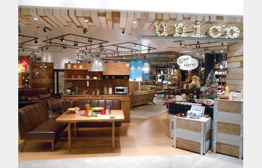 その他　unico港北店（その他）まで877m