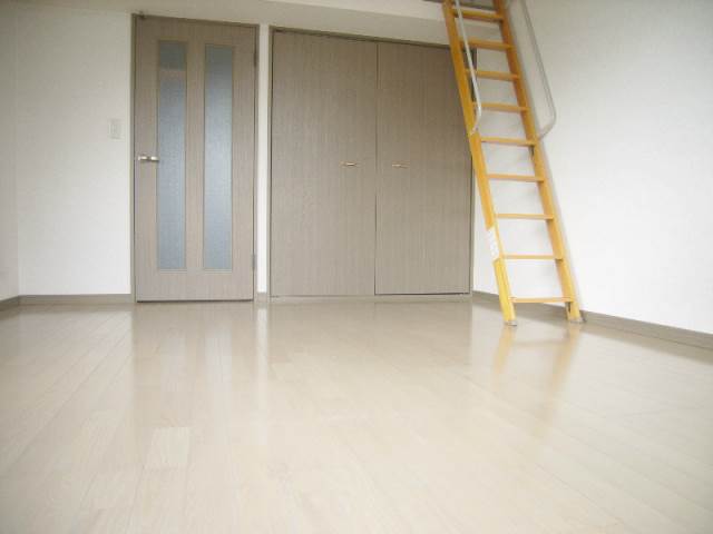 居室・リビング　別号室