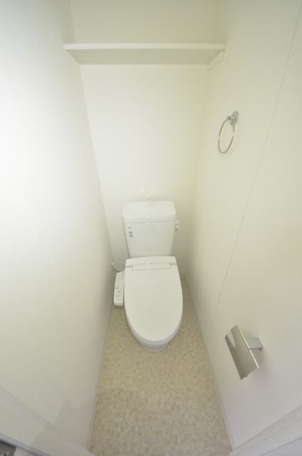 トイレ　★お部屋探しは株式会社タウンハウジング東京まで★