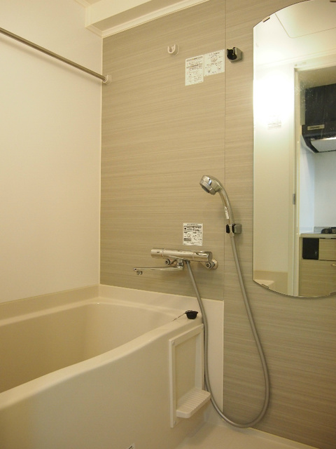 バス・シャワールーム　風呂
