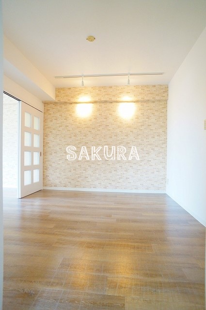 居室・リビング　使いやすい形の為、レイアウトを楽しめます♪