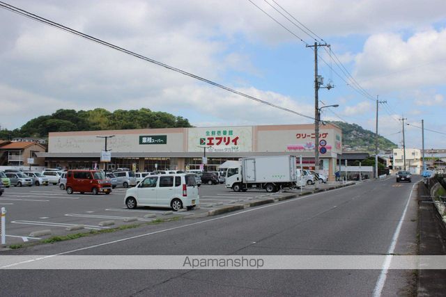 スーパー　生鮮壱番館エブリイ　向島店（スーパー）まで1200m