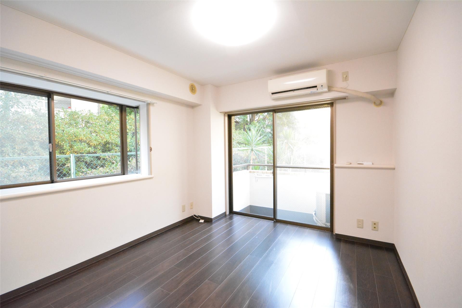 居室・リビング　全室角部屋