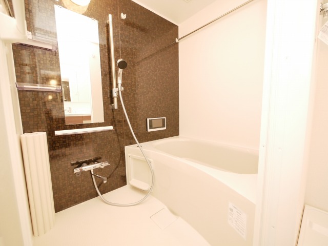 バス・シャワールーム　バス・シャワールーム