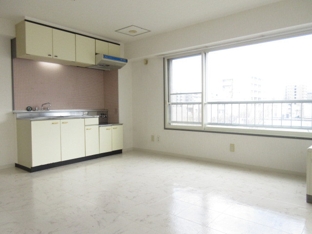 居室・リビング　★閑静な円山エリア★経済的な都市ガス！★初期費用5万以内！