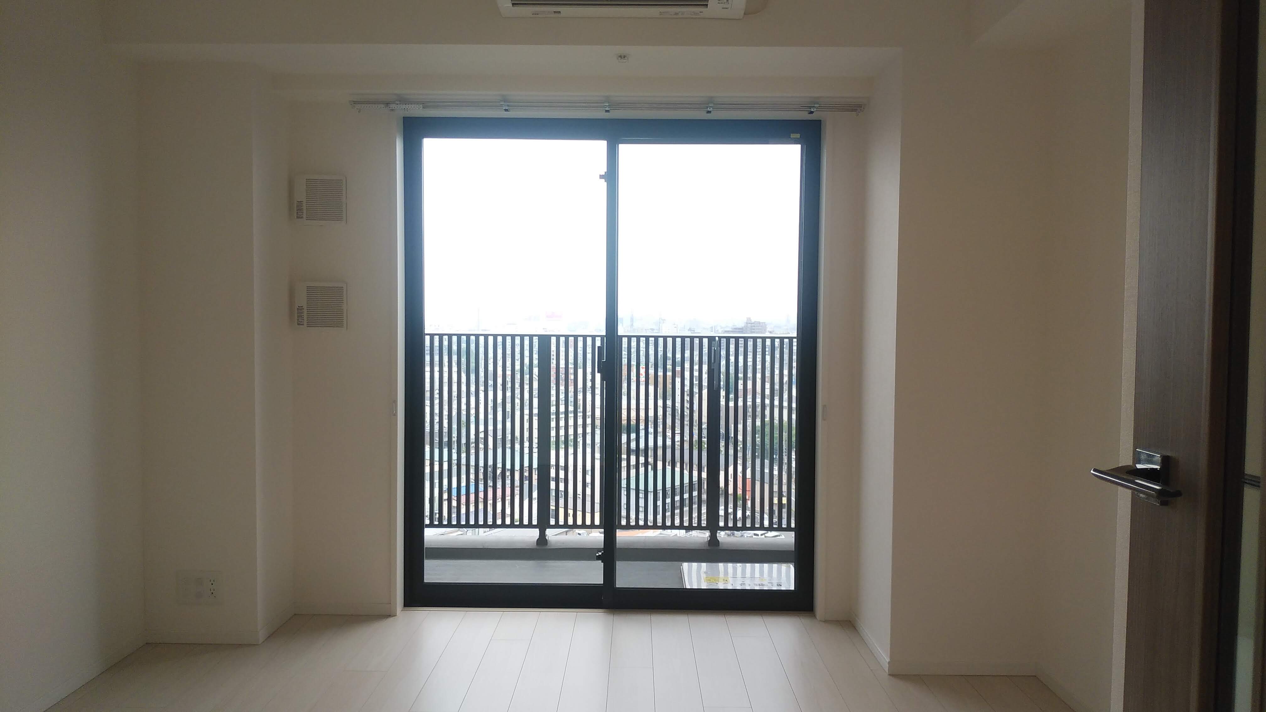 居室・リビング　【参考】同建物内の別のお部屋の画像です