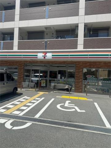 コンビニ　セブン－イレブン　東大阪岩田町１丁目店（コンビニ）まで313m