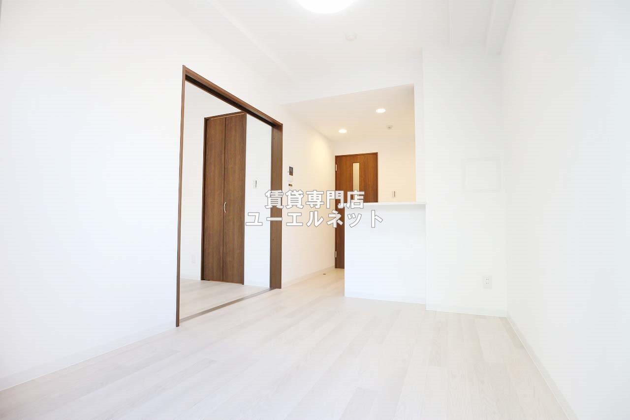 居室・リビング　ゆったりとくつろげる、落ち着きのある居室空間です