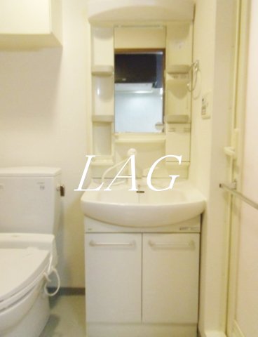 洗面設備　洗面台です。