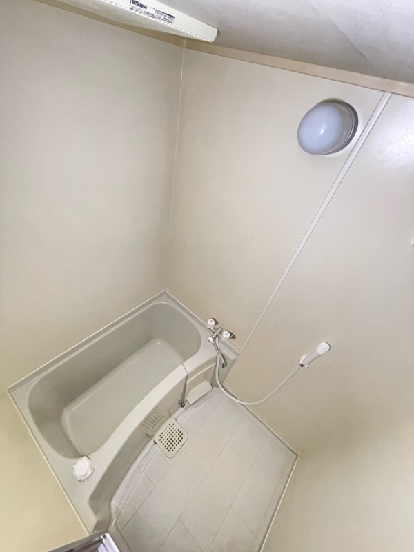 バス・シャワールーム　別部屋参考写真