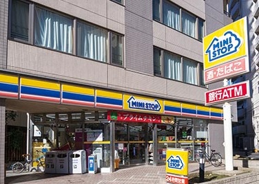 コンビニ　ミニストップ（コンビニ）まで100m