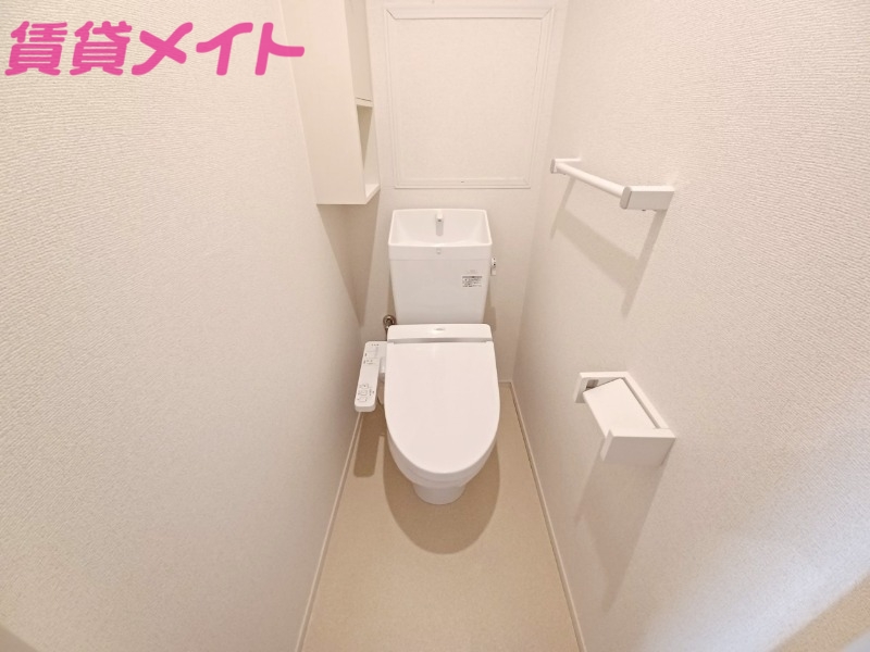 トイレ　反転タイプ参考写真