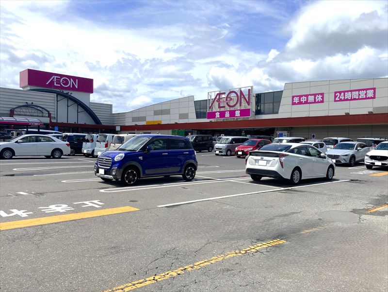 スーパー　イオン野々市南店（スーパー）まで720m