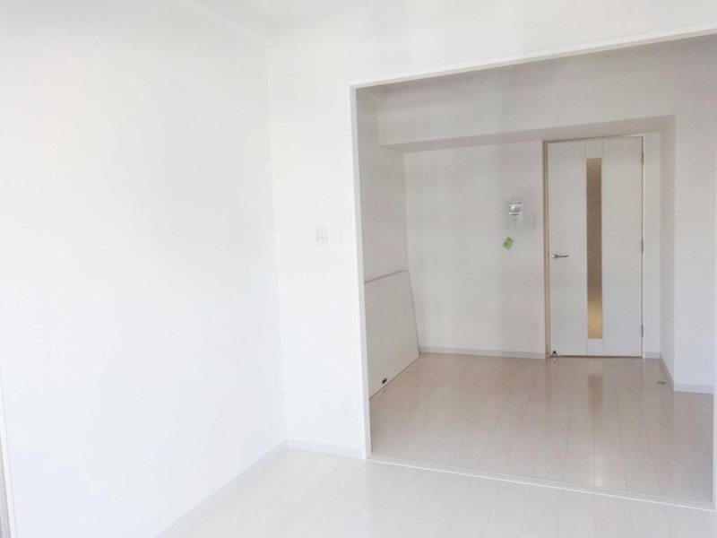 その他部屋・スペース　２部屋続きで開放的です。