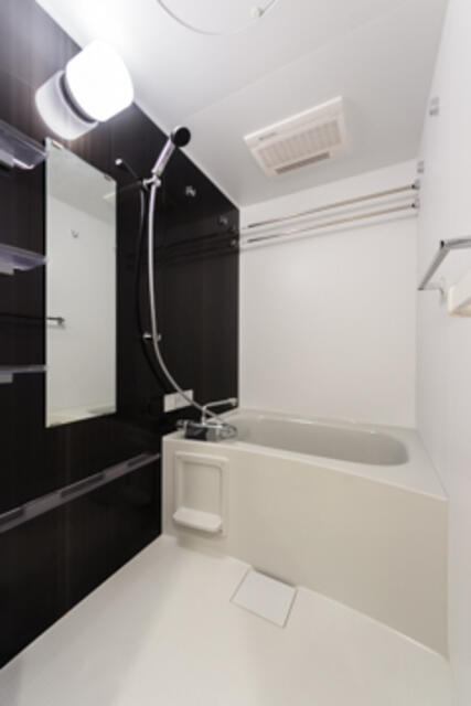 バス・シャワールーム　※写真は同タイプ住戸です。