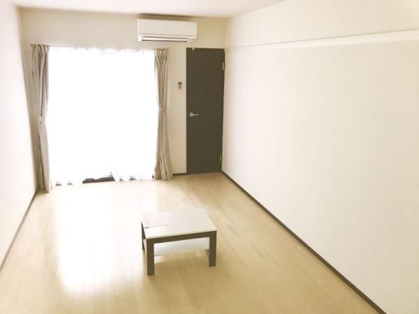 居室・リビング　※同会社施工参考写真※
