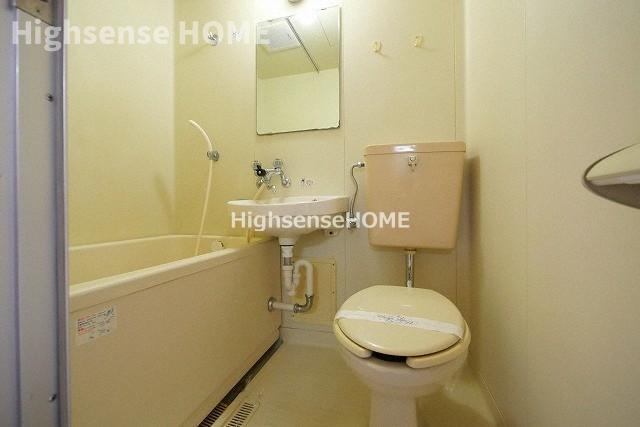 トイレ　落ち着いたトイレです