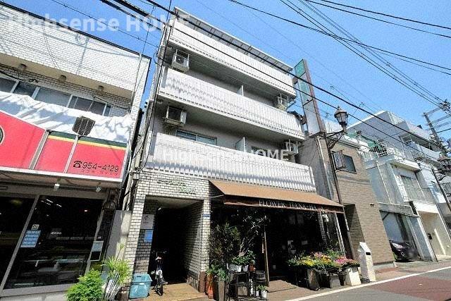 建物外観　外はこのようになっています