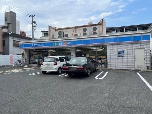 コンビニ　ローソン 都島高倉町一丁目店（コンビニ）まで215m