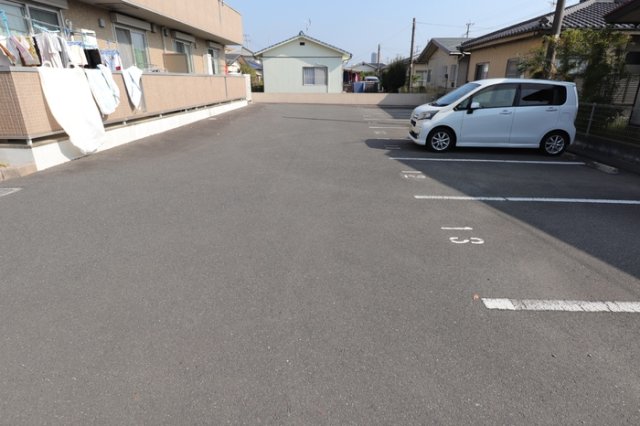 駐車場　駐車場があります