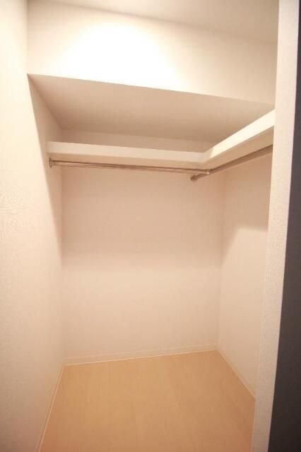 収納　写真は同タイプ住居です。