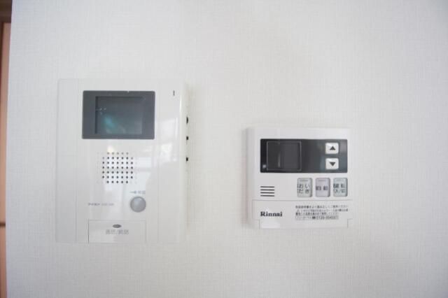 セキュリティ　写真は同タイプ住居です。
