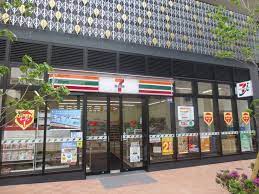 コンビニ　セブンイレブンＤａｙＯｎｅタワー柏店（コンビニ）まで4m