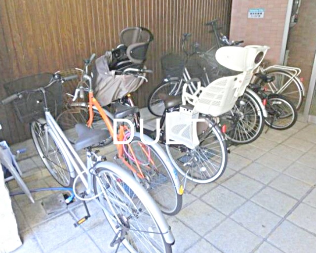 その他共有部分　駐輪場です。