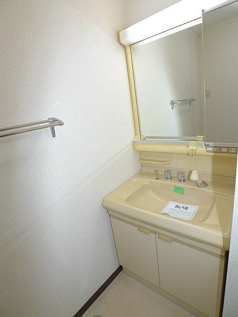 洗面設備　うれしい独立洗面台