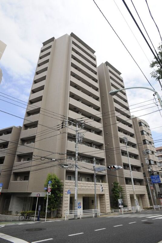 建物外観　★近隣にコンビニや飲食店等ありお買い物や外食にも便利です