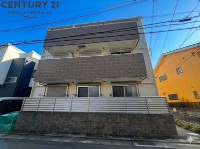 建物外観　居住者専用のごみ置き場があります！