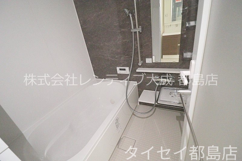 地下鉄谷町線 野江内代駅 徒歩4分 8階建 築5年の風呂写真