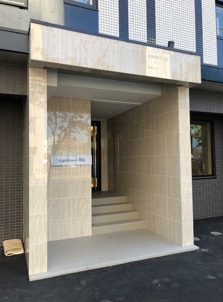 リヒトラーレ円山の外観写真