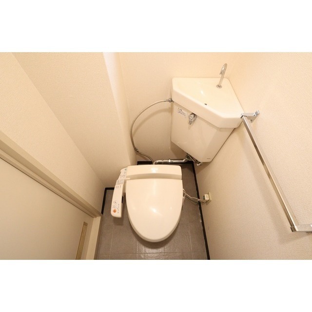 エステートこやま SE棟のトイレ写真
