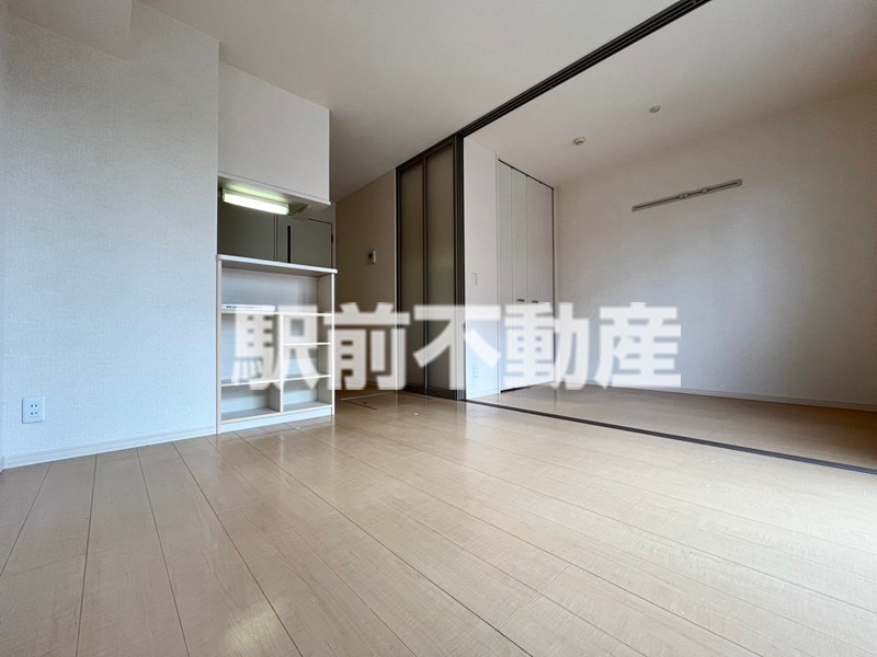 居室・リビング　※同物件別部屋の参考写真・現況優先