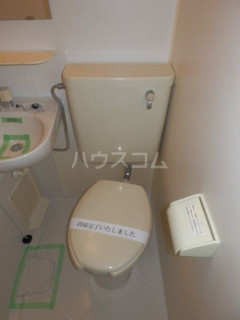 【メゾン・ド・ゼファーのトイレ】