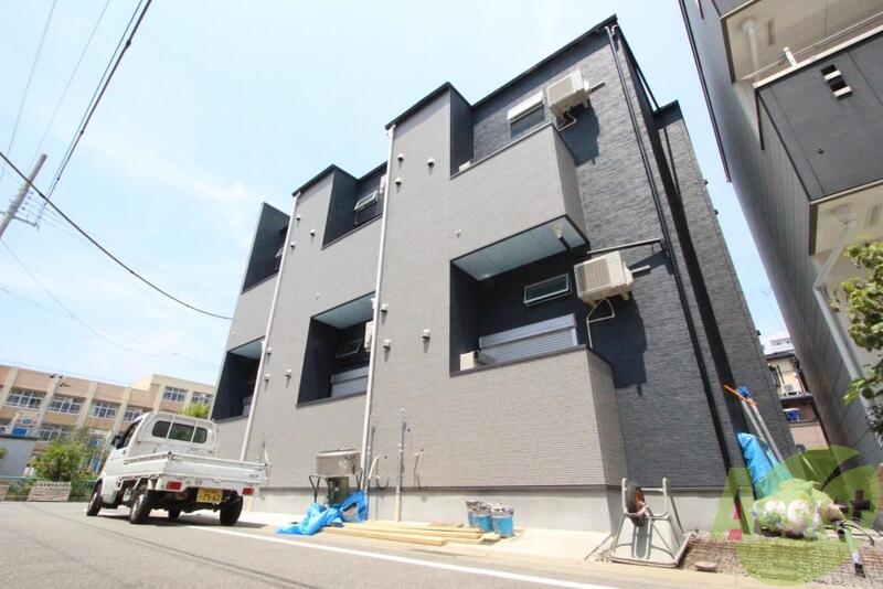神戸市長田区御蔵通のアパートの建物外観
