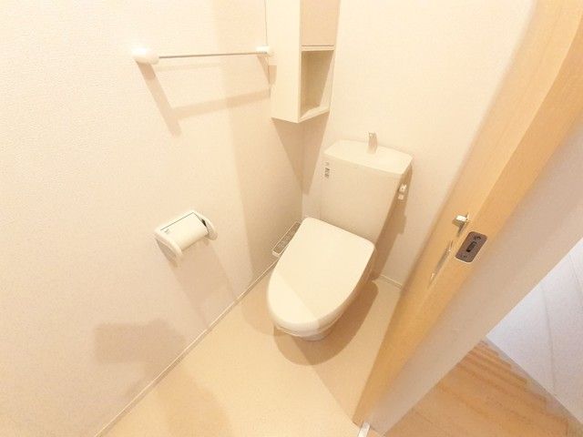 【掛川市上張のアパートのトイレ】