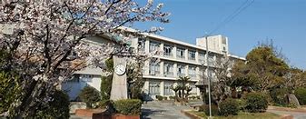 【姫路市飾磨区妻鹿のアパートの中学校】