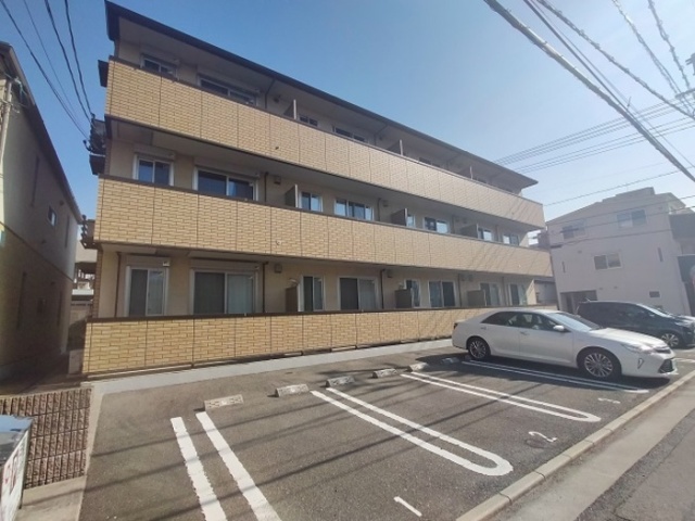 【広島市中区舟入南のアパートの建物外観】