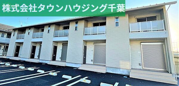 【グリーン　ヴィレッジの建物外観】