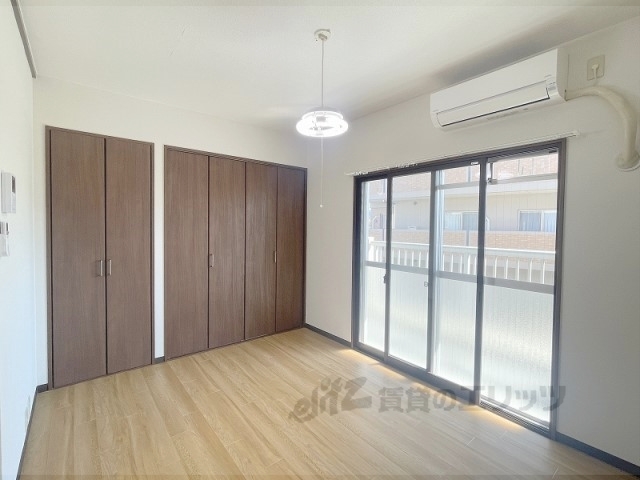 居室・リビング　洋室