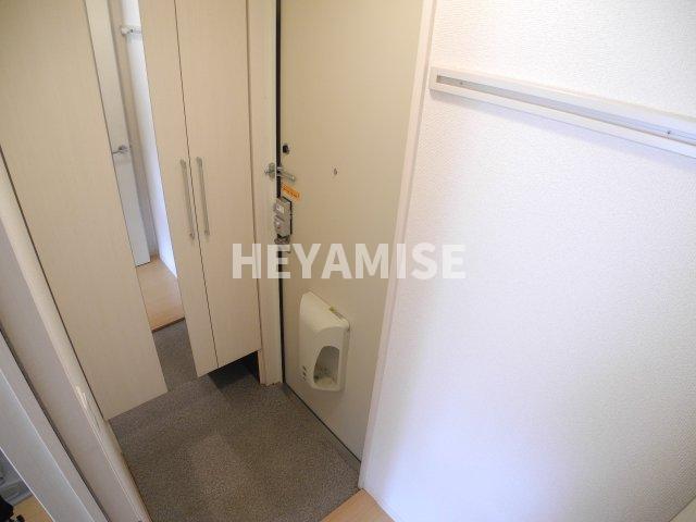 玄関　※室内画像は別号室のもの