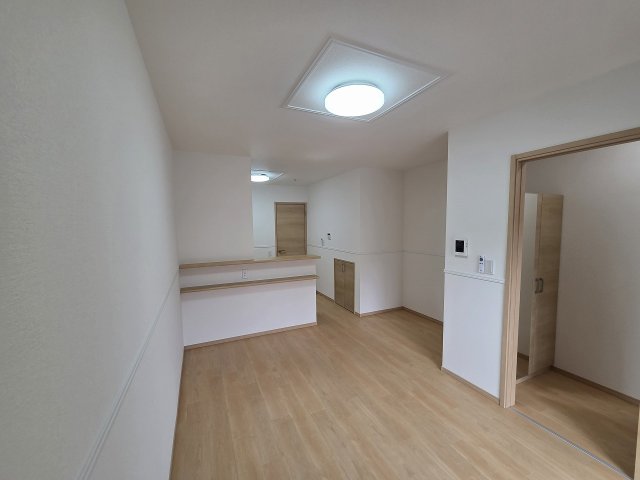 居室・リビング　同間取り類似写真です